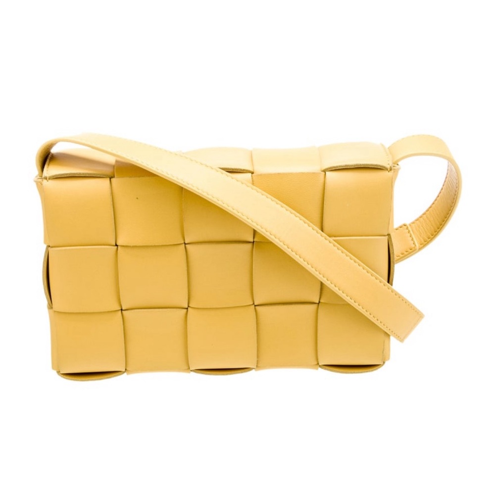 Bottega Veneta cassette bag $2900 pre-loved - Picture 5 of 8